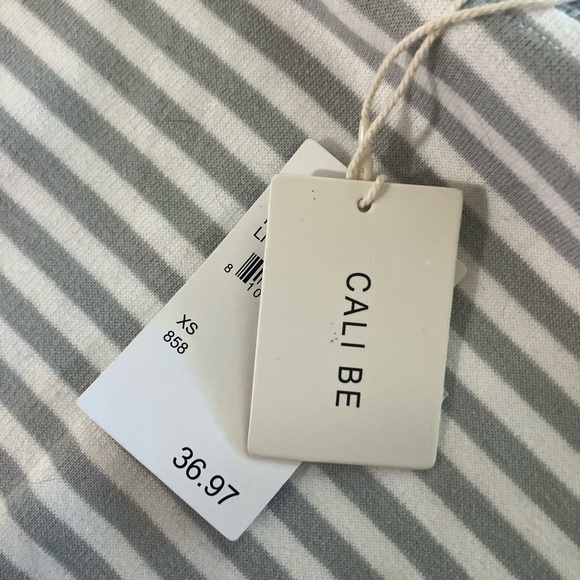 Cali be Womens layered look sweater - Picture 5 of 6